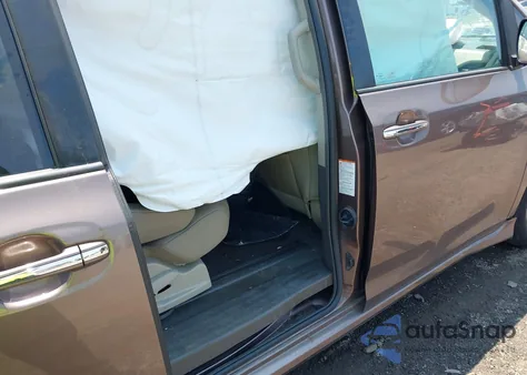 2019 Toyota Sienna Xle 8 Passenger from USA, damaged, VIN 5TDYZ3DC8KS008426